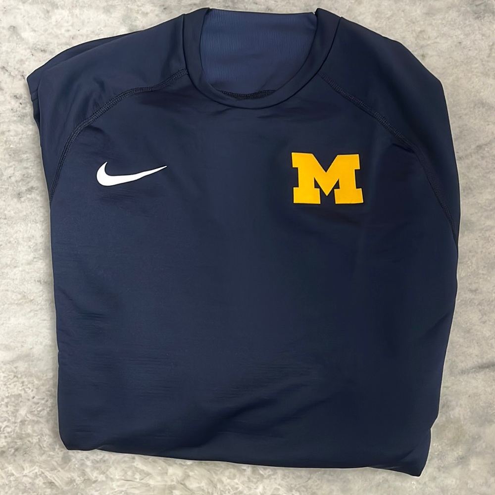 NWT Nike University of Michigan Pullover - Navy M